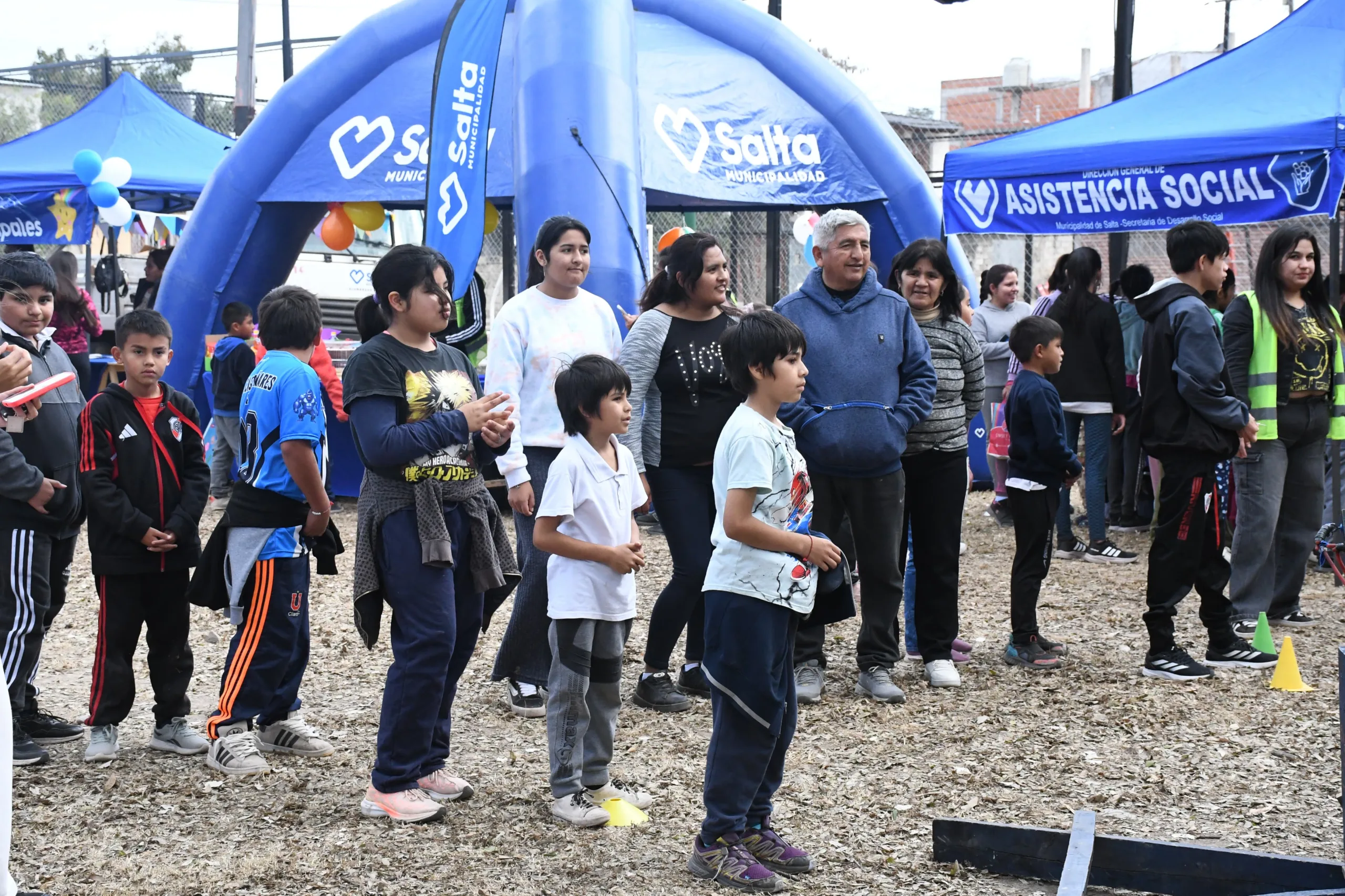 Volvamos a la plaza en 1º de Mayo (1)