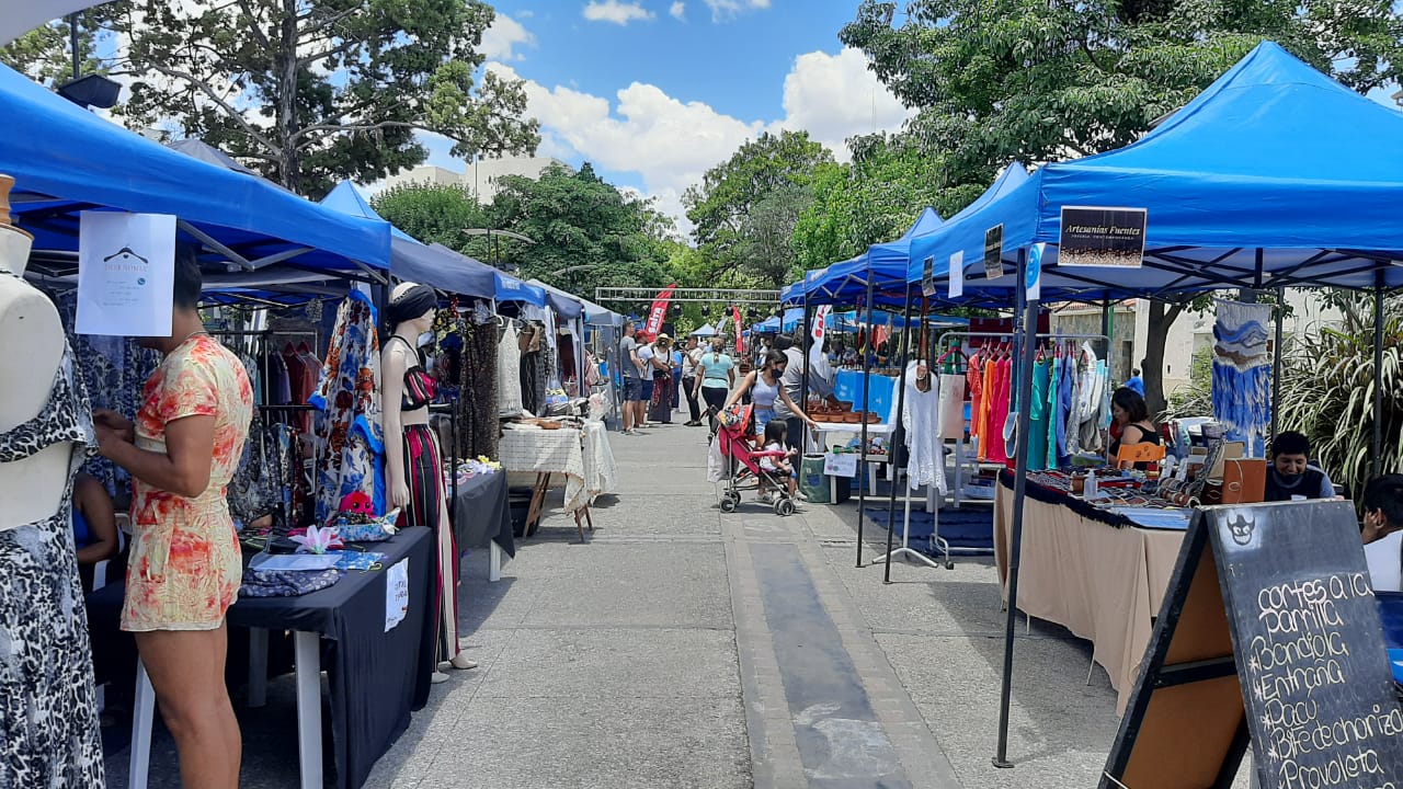 feria Paseo de los Poetas 5