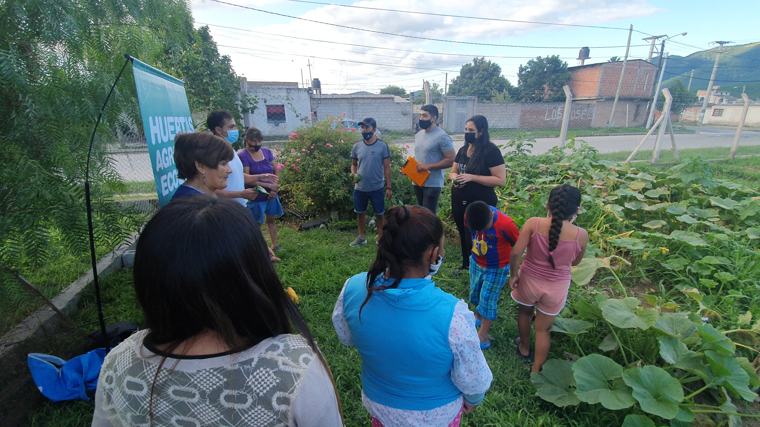 taller compost y huerta San Benito 2