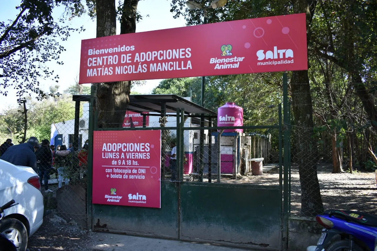 Ctro de Adopciones fachada