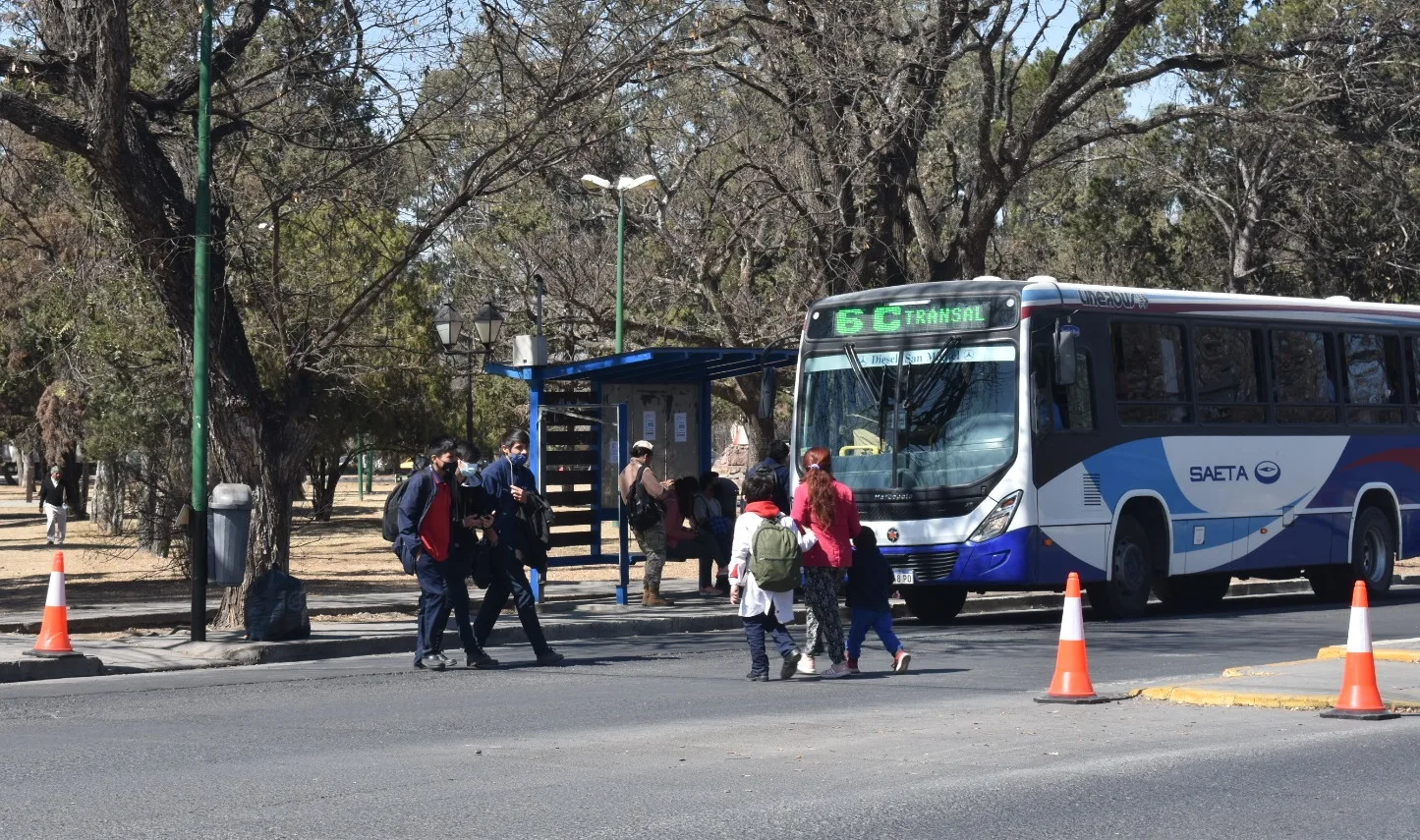 peatones Sarmiento y Aniceto Latorre 1a