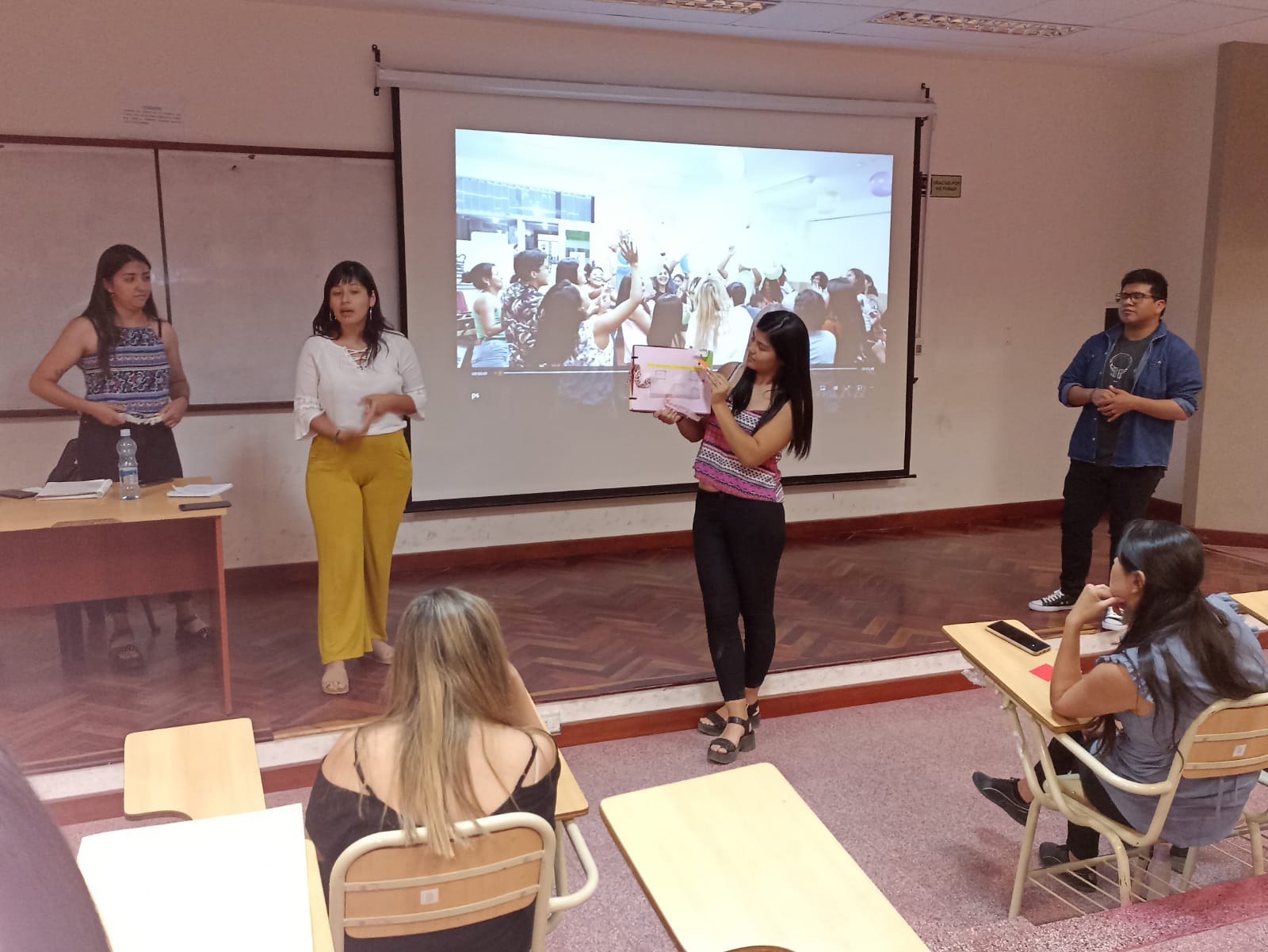 Salta: Estudiantes universitarios presentaron proyectos realizados junto al municipio