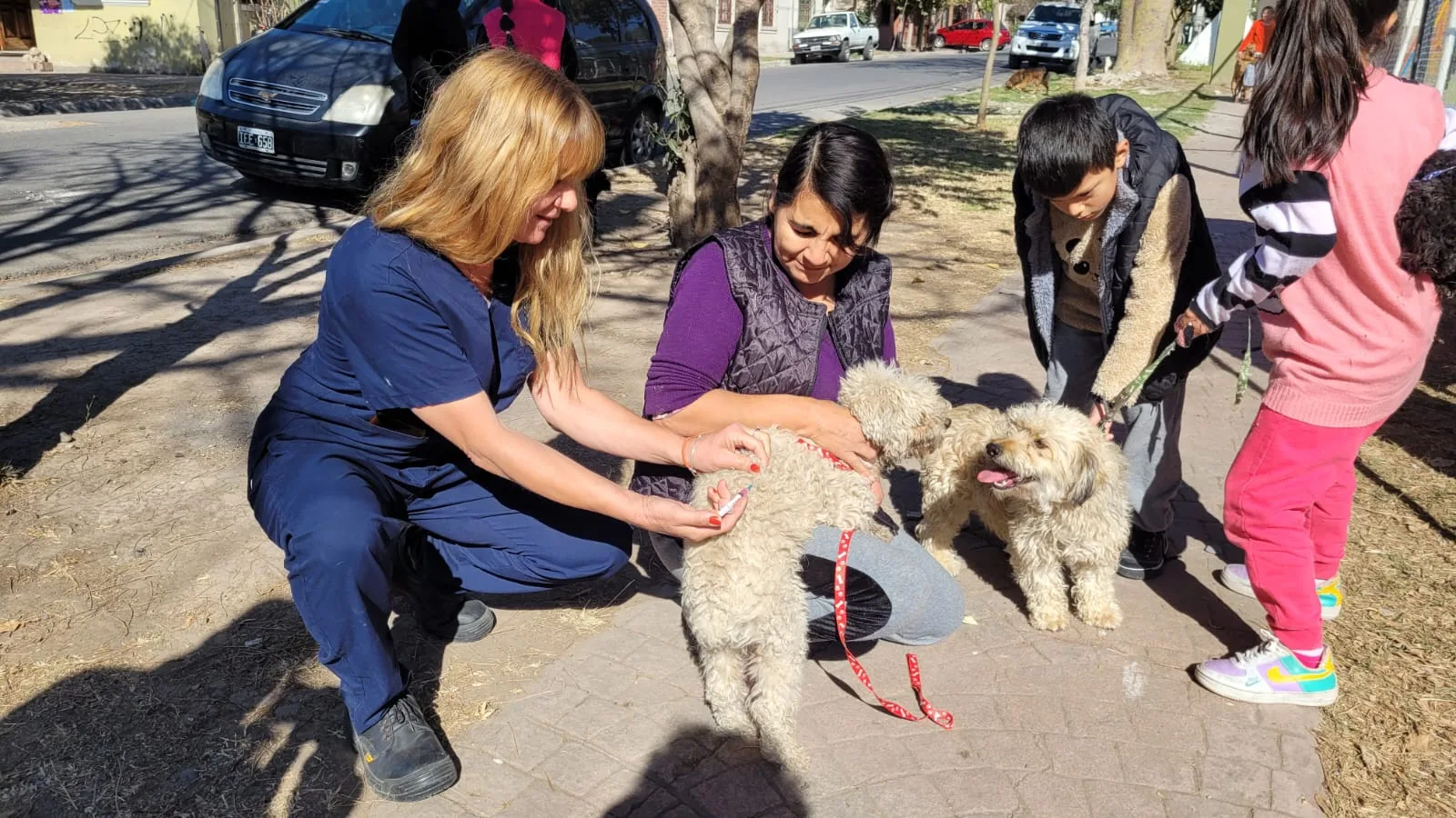 VACUNACIÓN B° LAMADRID (11)