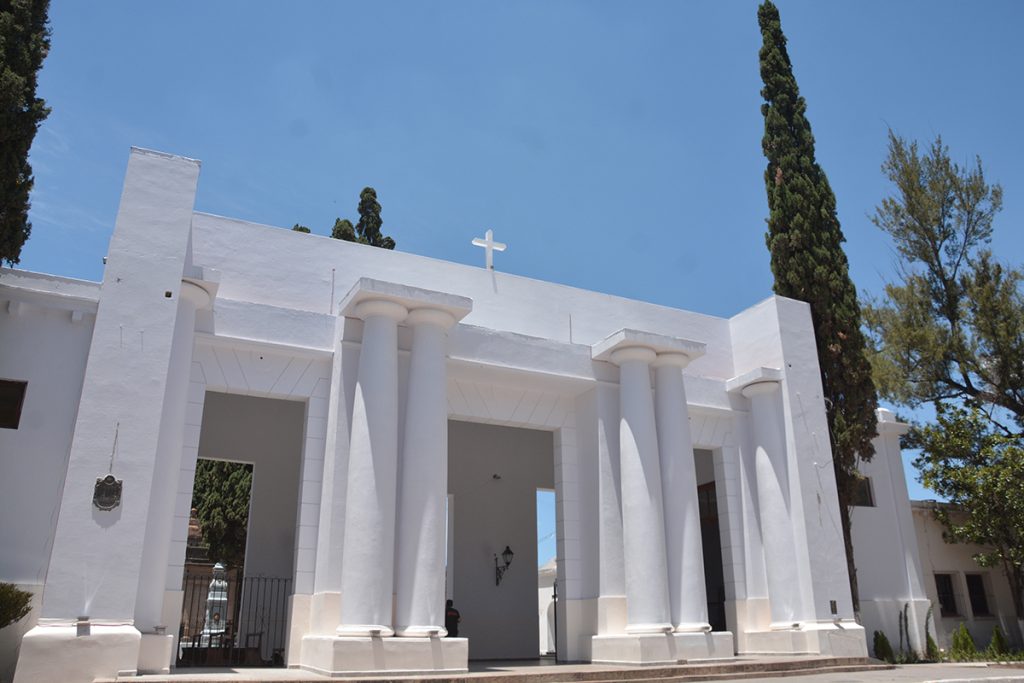 Cementerio de la Santa Cruz - Día de los Santos Difuntos (1)