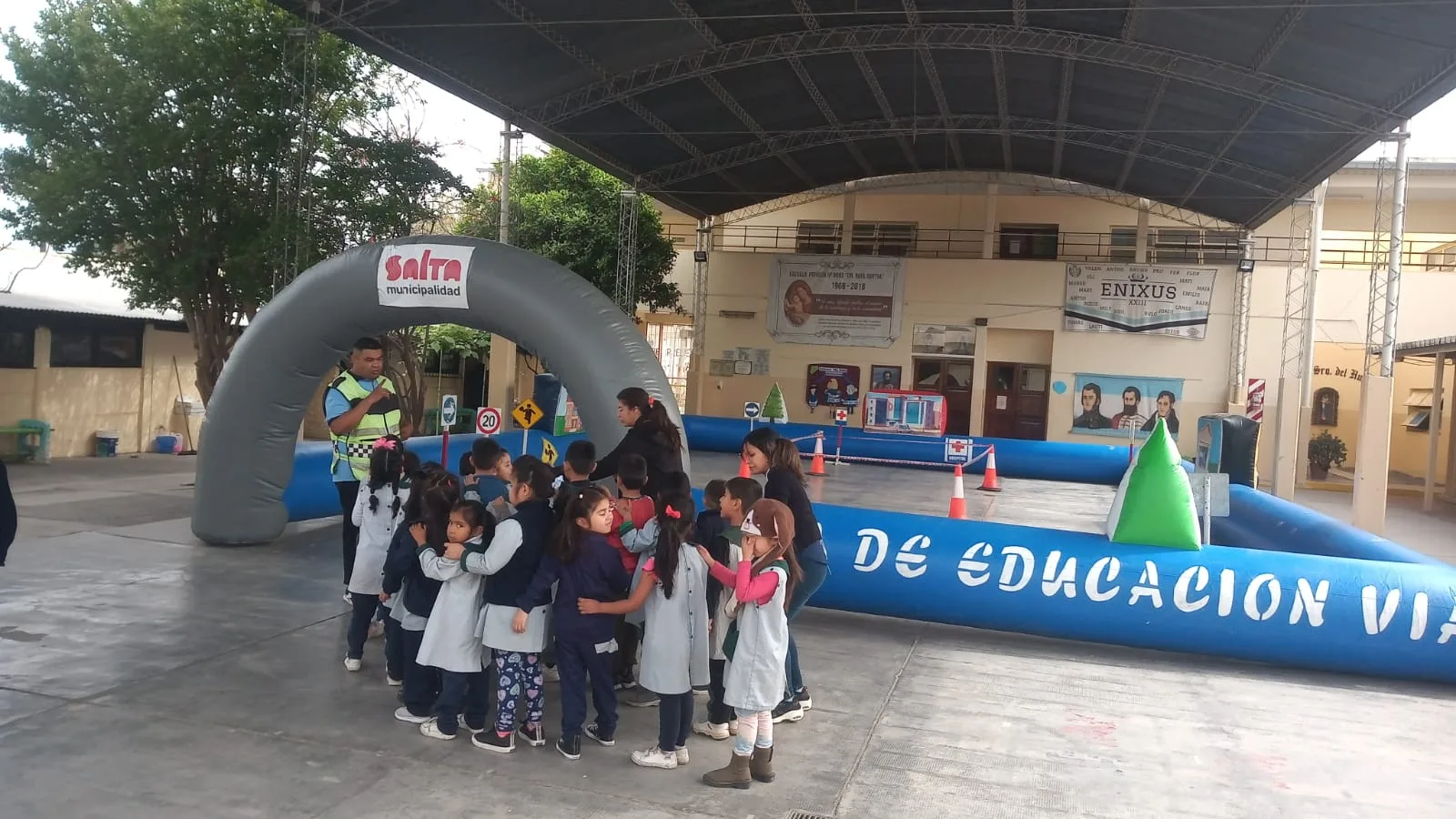 Pista Infantil Esc. Raúl Goytea 1