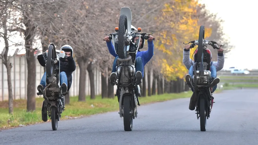 stunt4-1024x576