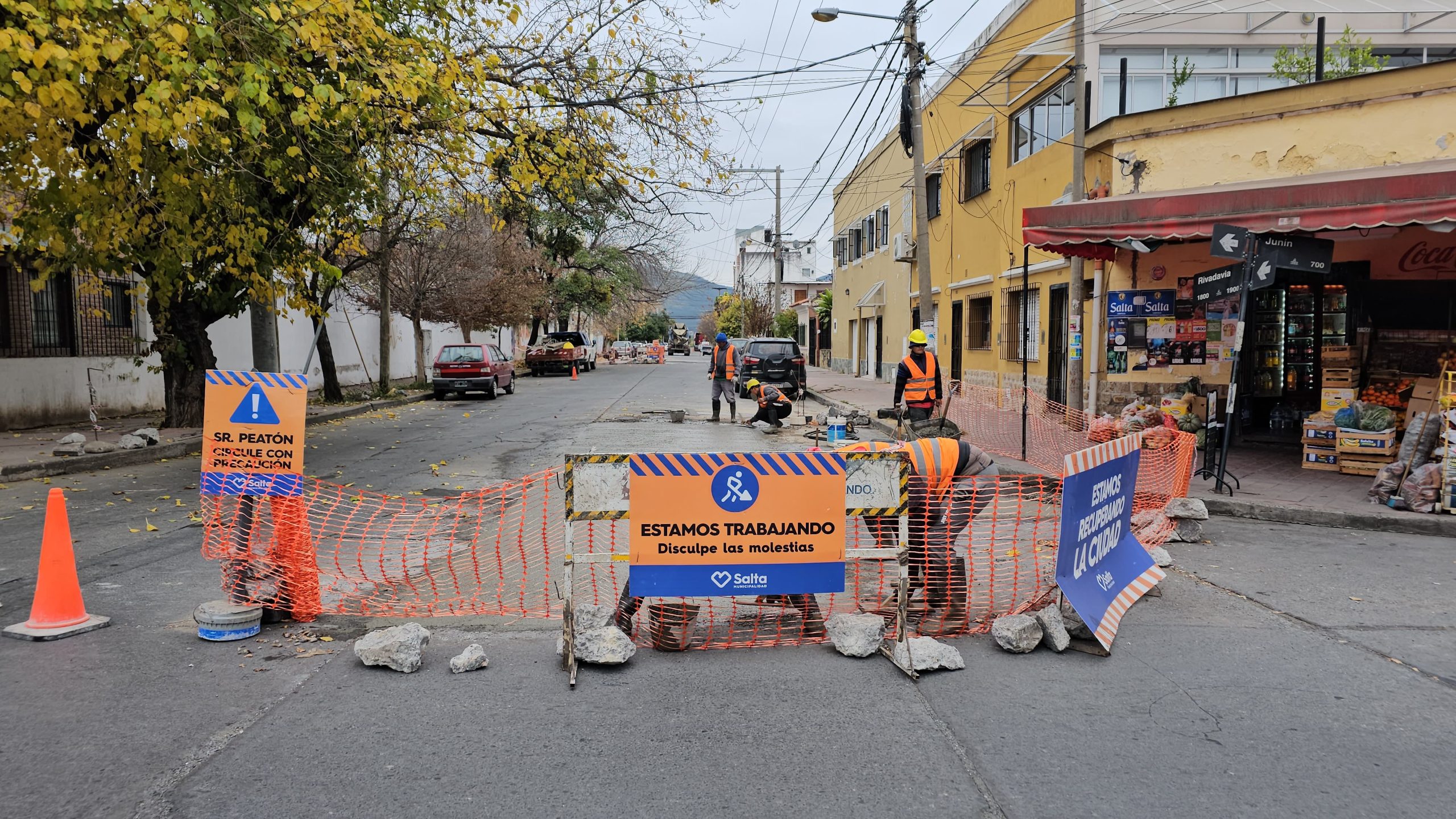 Arreglos de calles en Junin y Rivadavia
