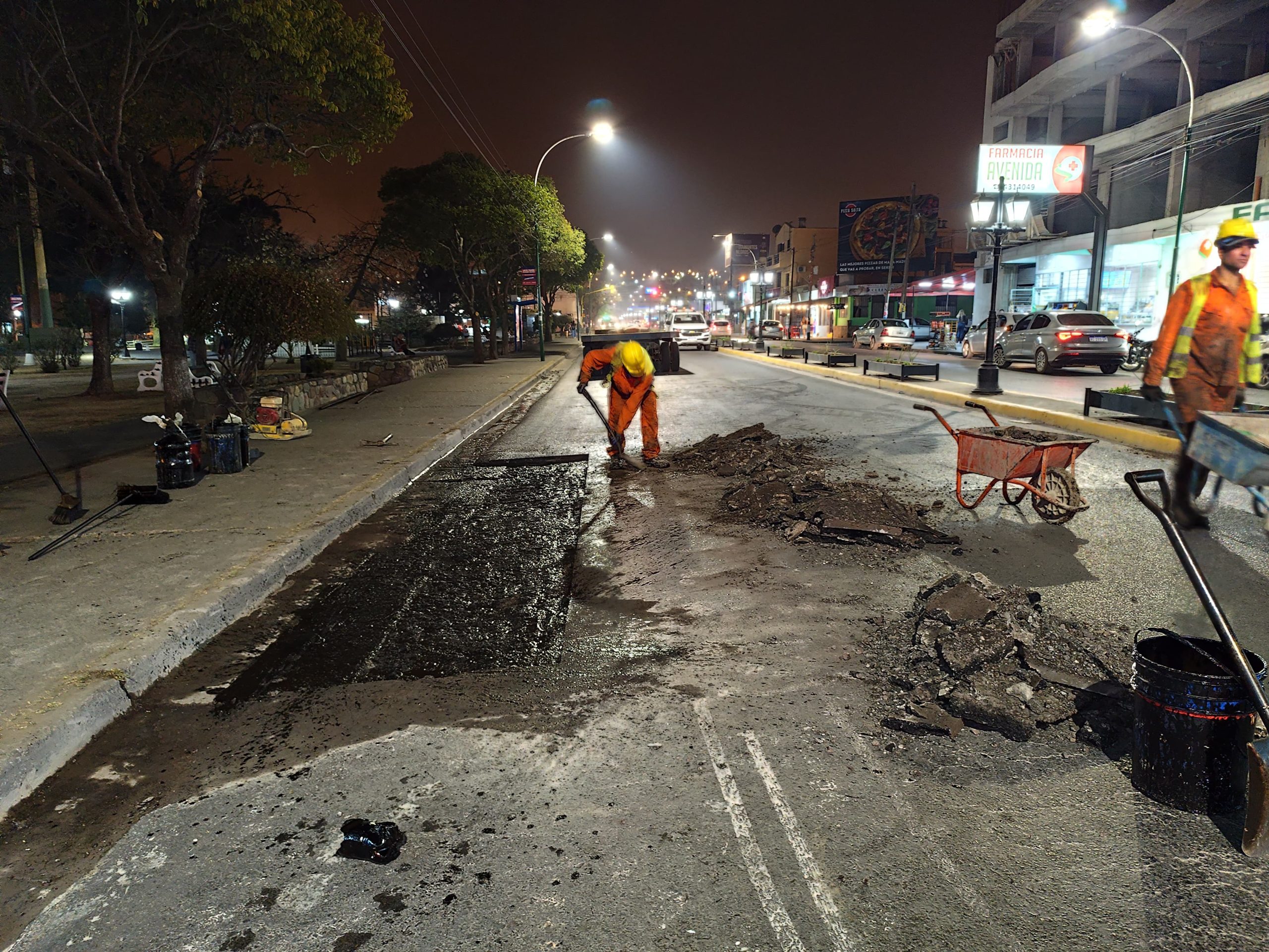 bacheo nocturno avenida Entre Ríos (2)