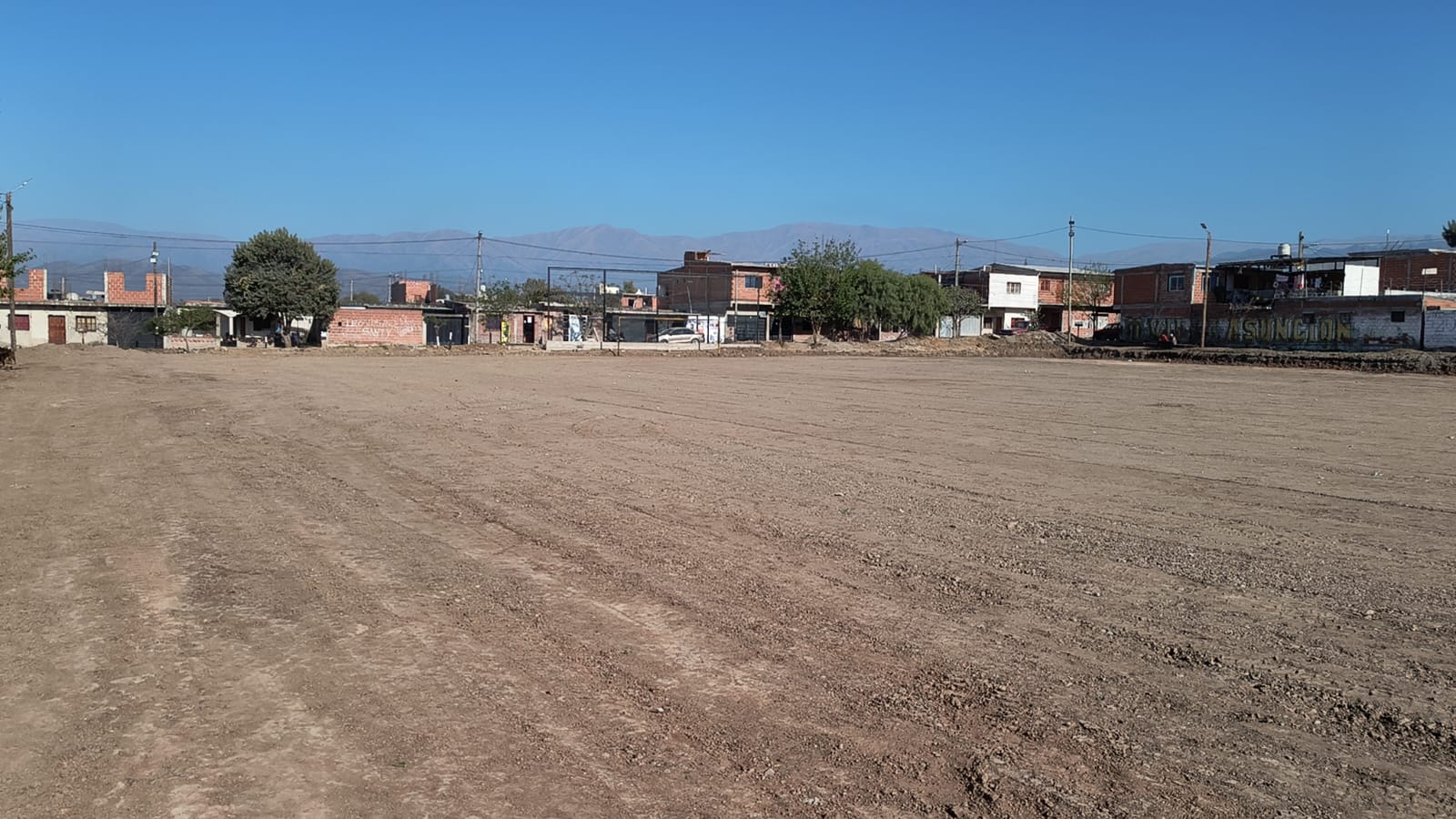 canchita de fútbol, baños y bebederos Asunción (4)