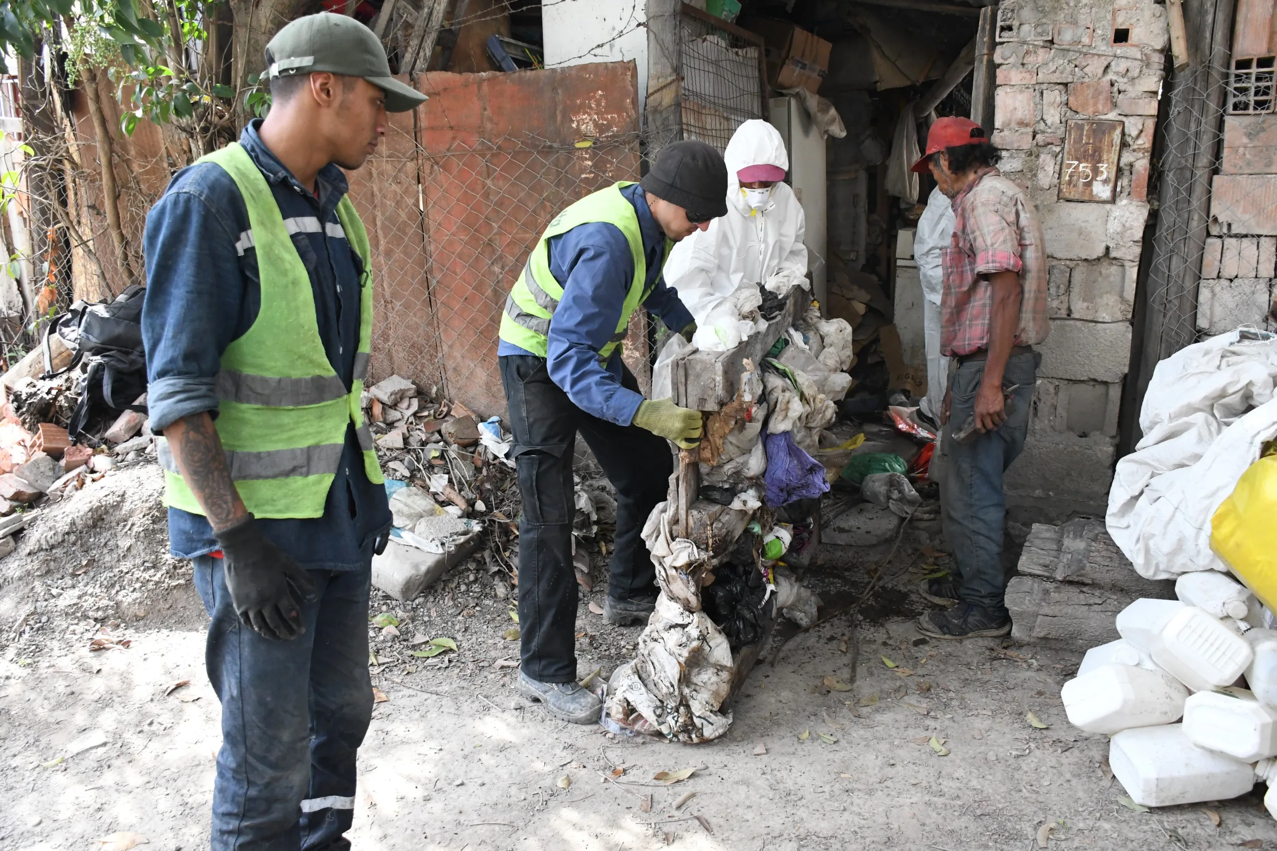 limpieza acumulador barrio Pablo Saravia (5)