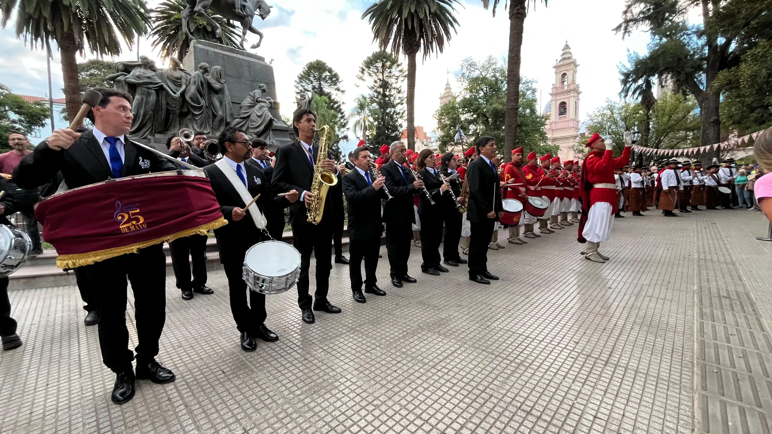 2.horizontal carrusel bandas (1)