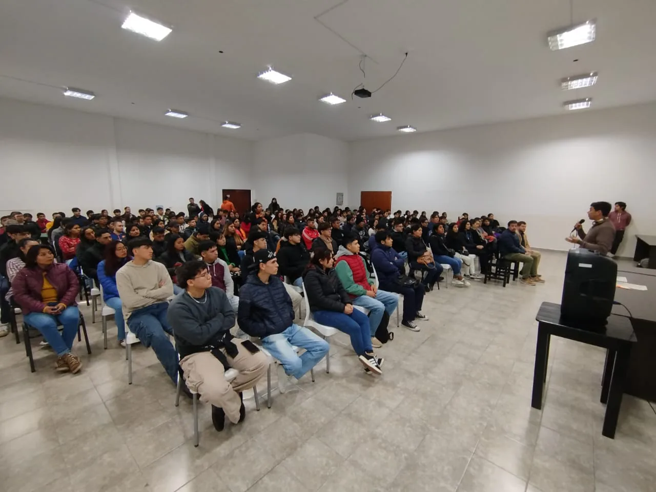 oficina de empleo (2) (1)