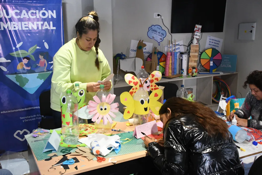 taller-reciclaje-1-1024x683