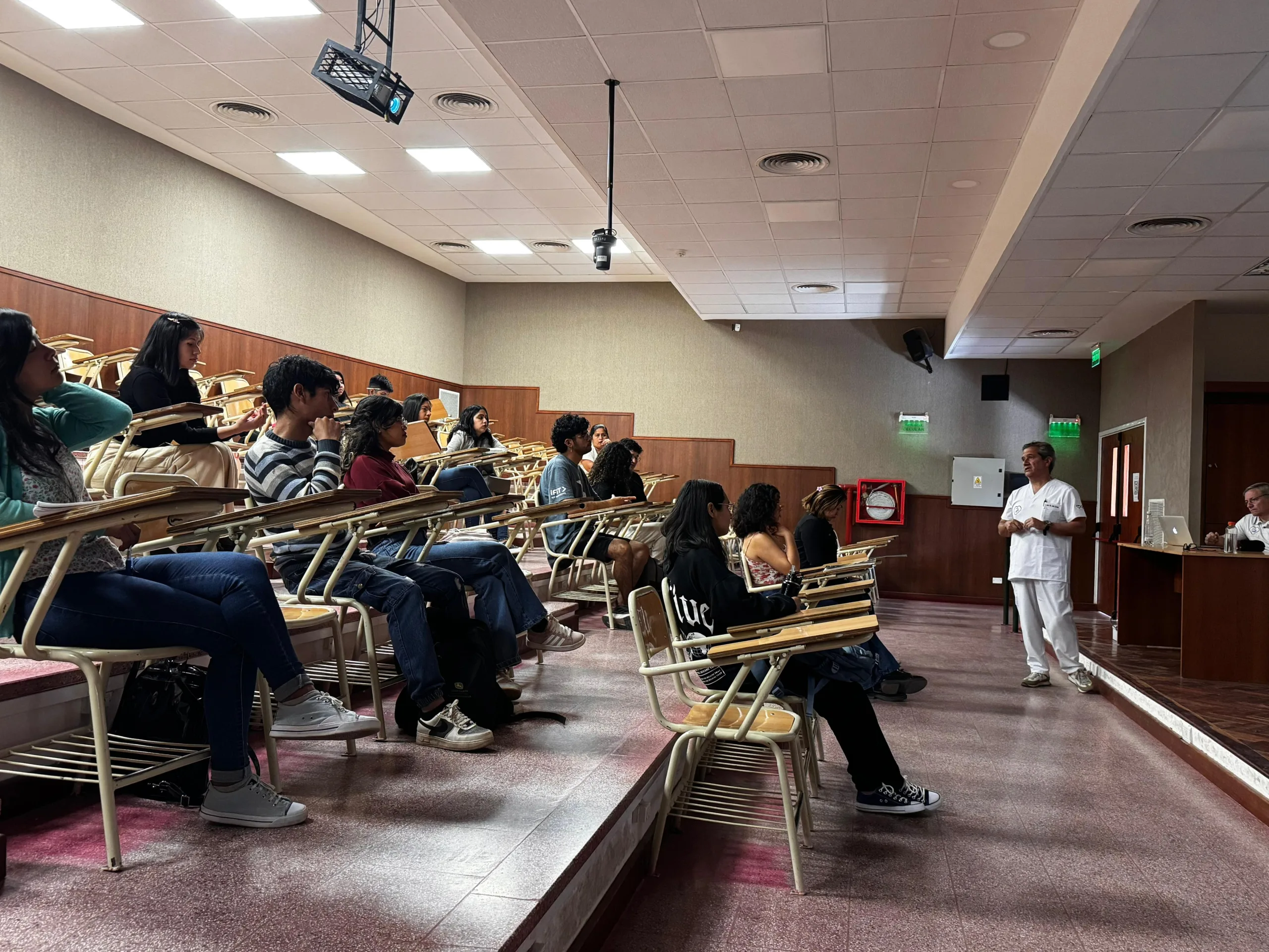 Charla en la Unsa (6)