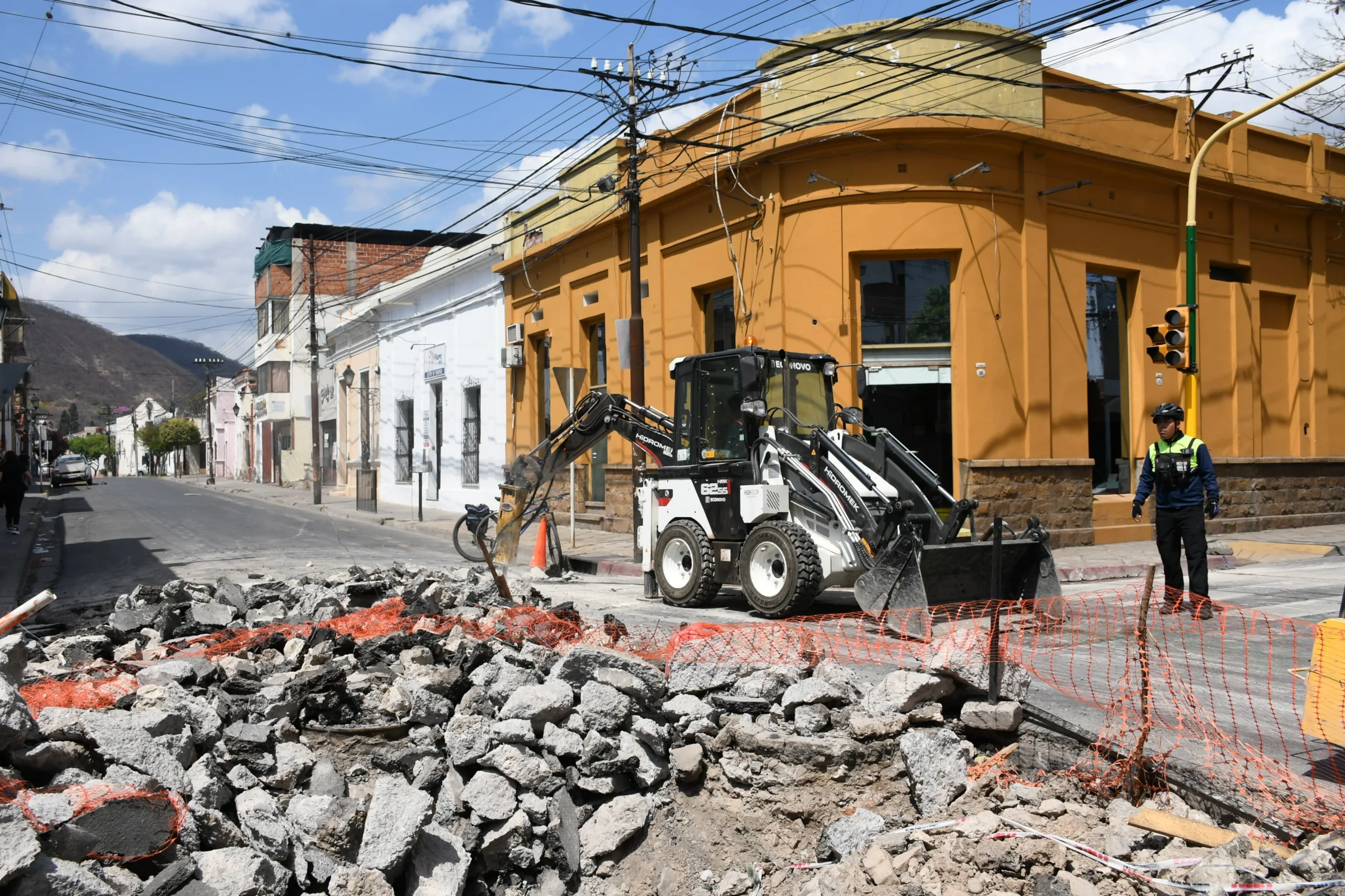 corte Alvarado y Catamarca (3) corte Alvarado y Catamarca (3)