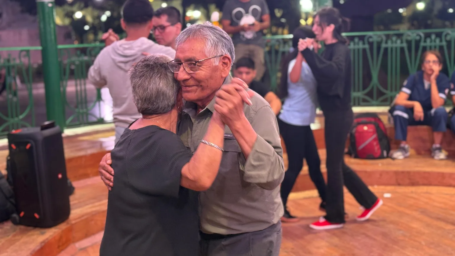 foto-archivo-bailando-1536x864