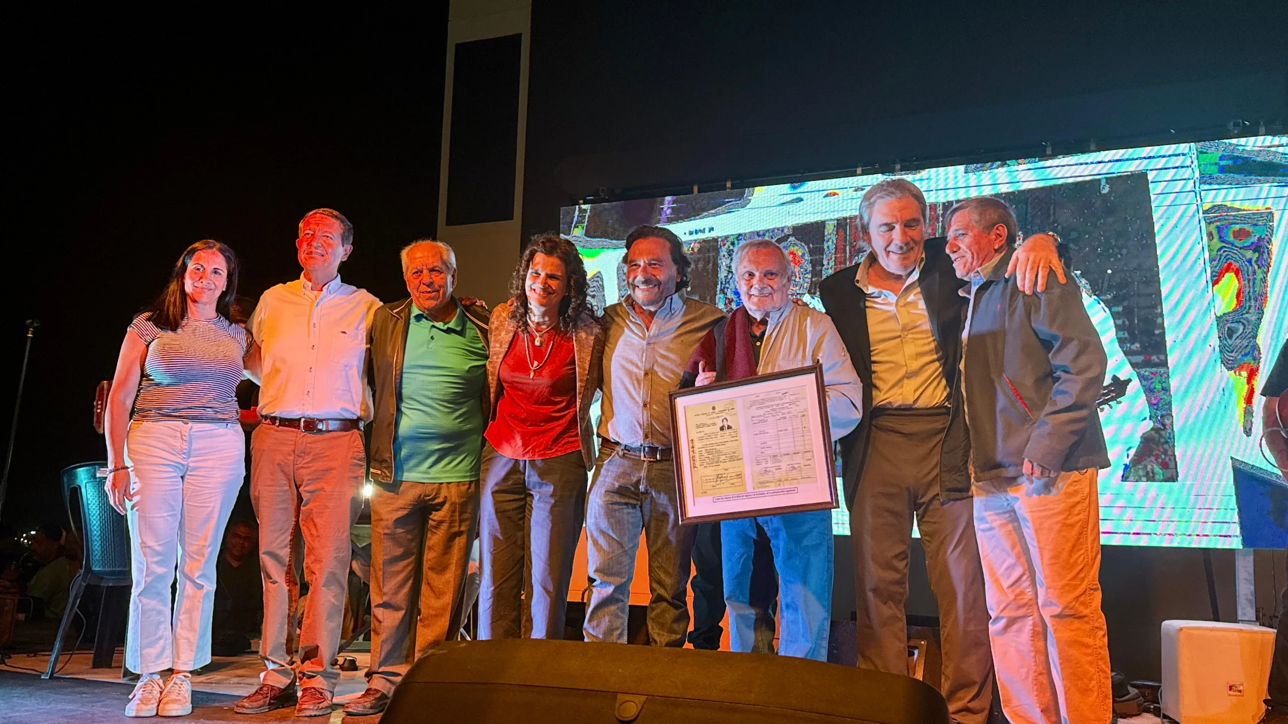 3.Roberto Ternán homenaje