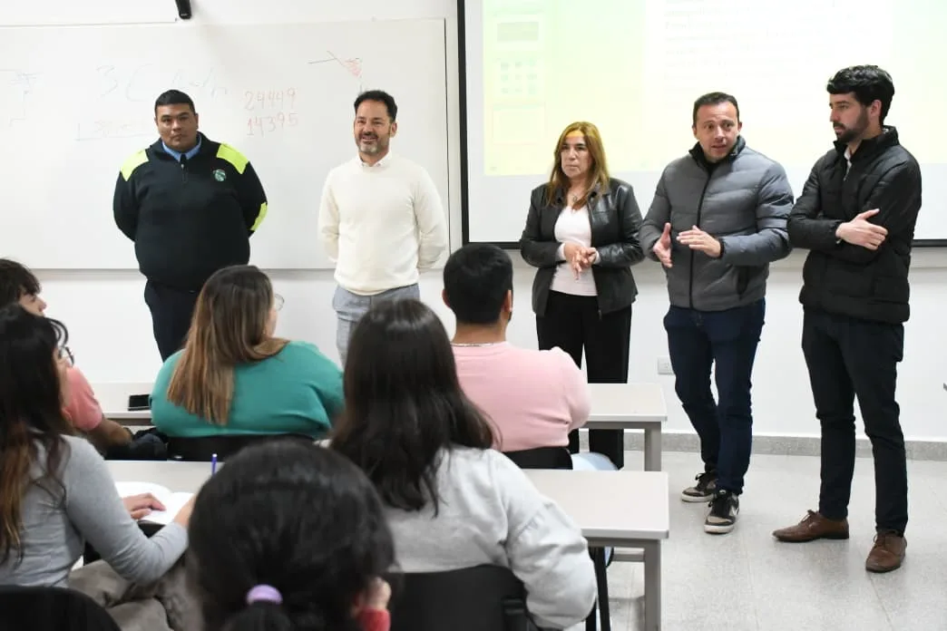 Primera Licencia (1) Primera Licencia (1)