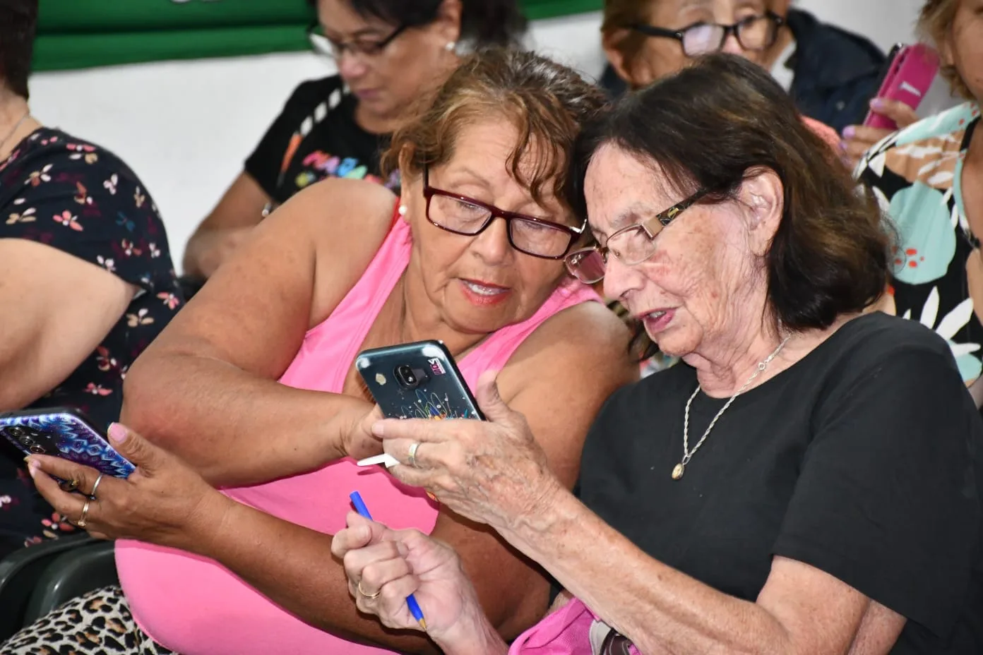 uso del celular en CEUNSA Unión (4)