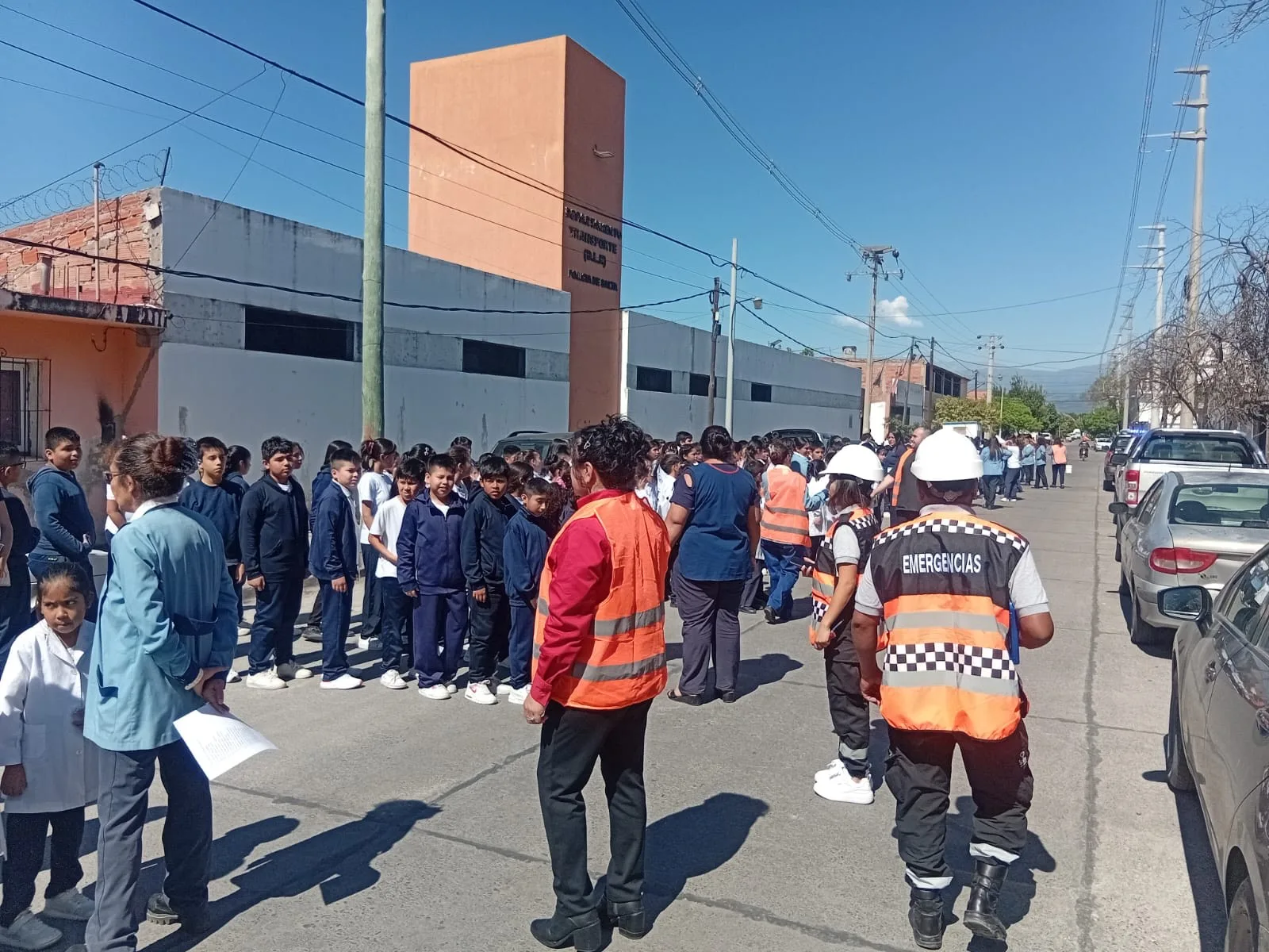 f269219d-6856-46a9-ad4d-fa7a9521eec0