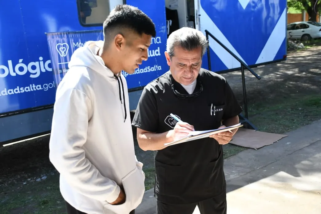 Móvil odontológico en Bº El Mirador (3) Móvil odontológico en Bº El Mirador (3)