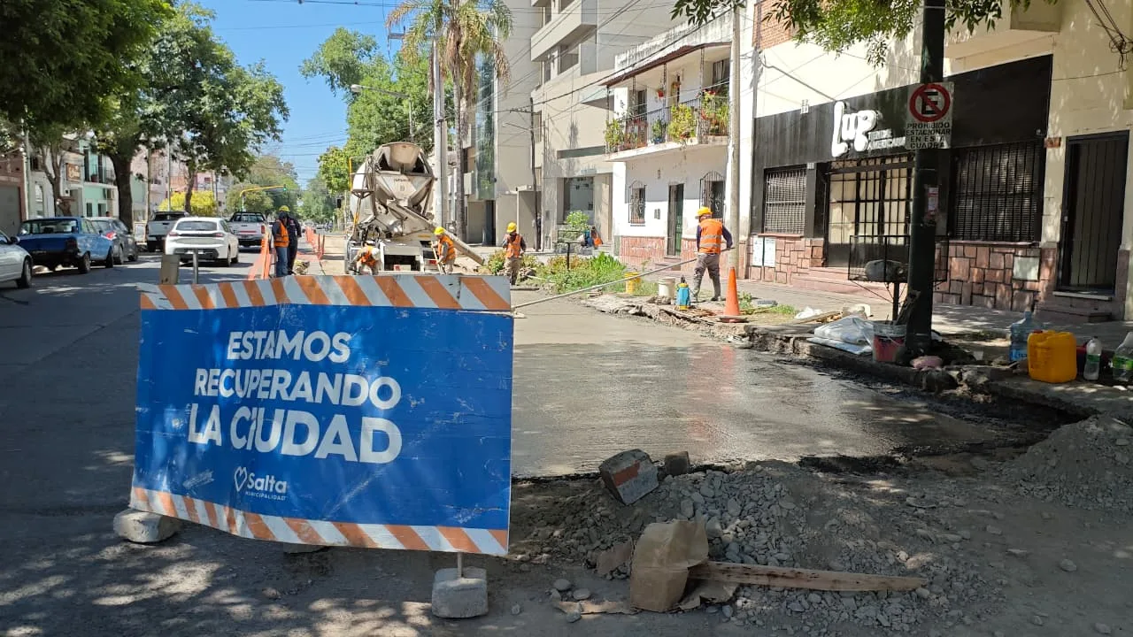 Obras en Alvear y Santiago (5)
