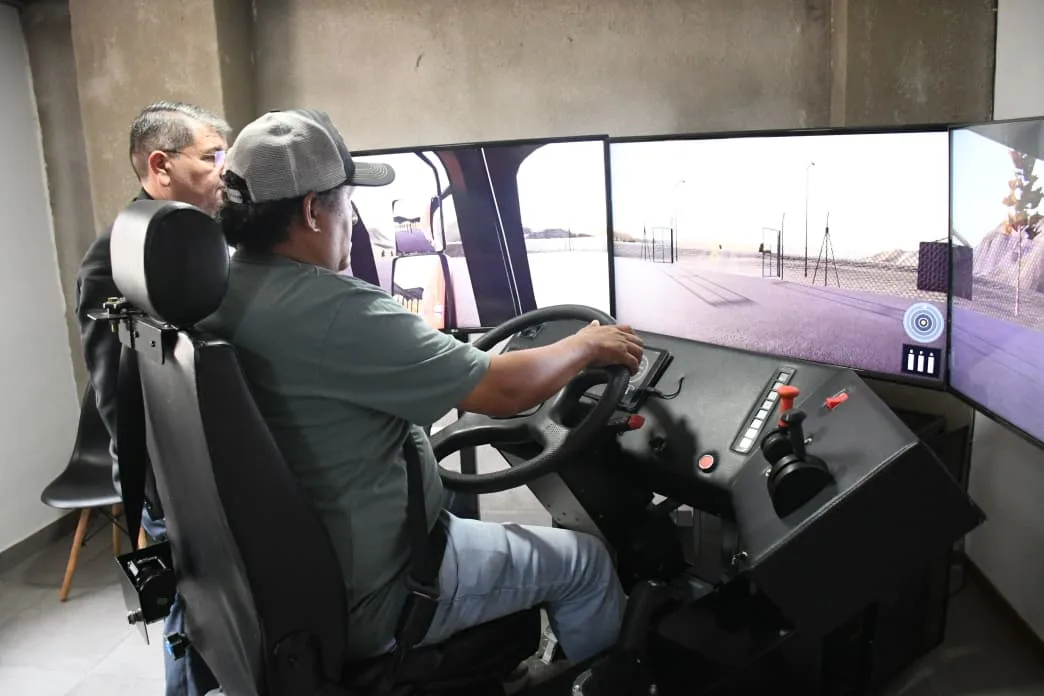 simulador de camiones (1) simulador de camiones (1)