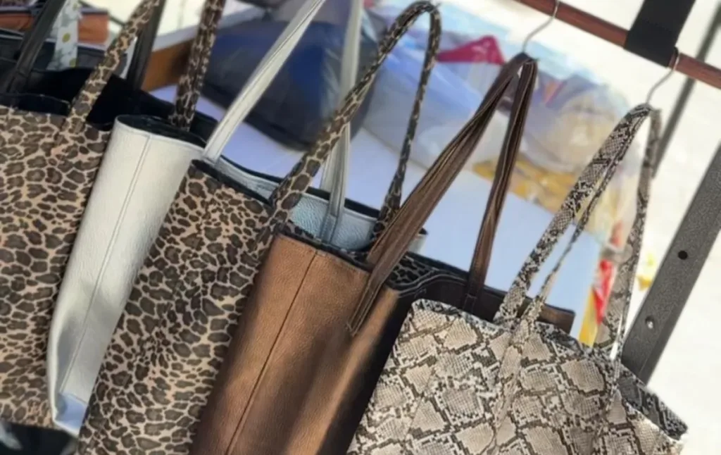 5foto-artesanias-plaza-guemes-e1766752818550-1024x646