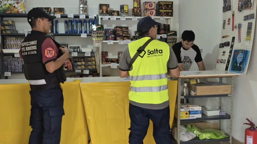 control-comercial-pirotecnia-2-1024x573