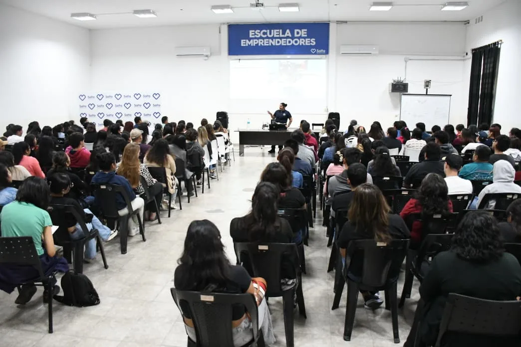 Escuela de manejo (2)