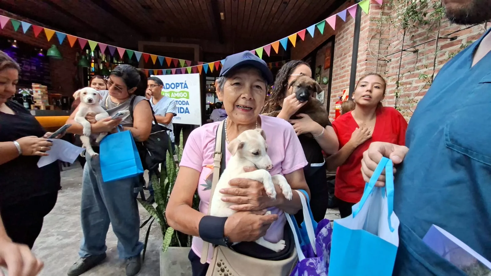 cita a ciegas (2) cita a ciegas (2)