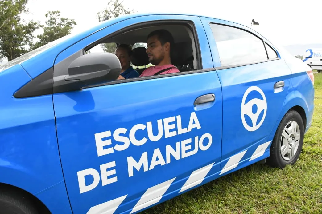 escuela de manejo  (1)