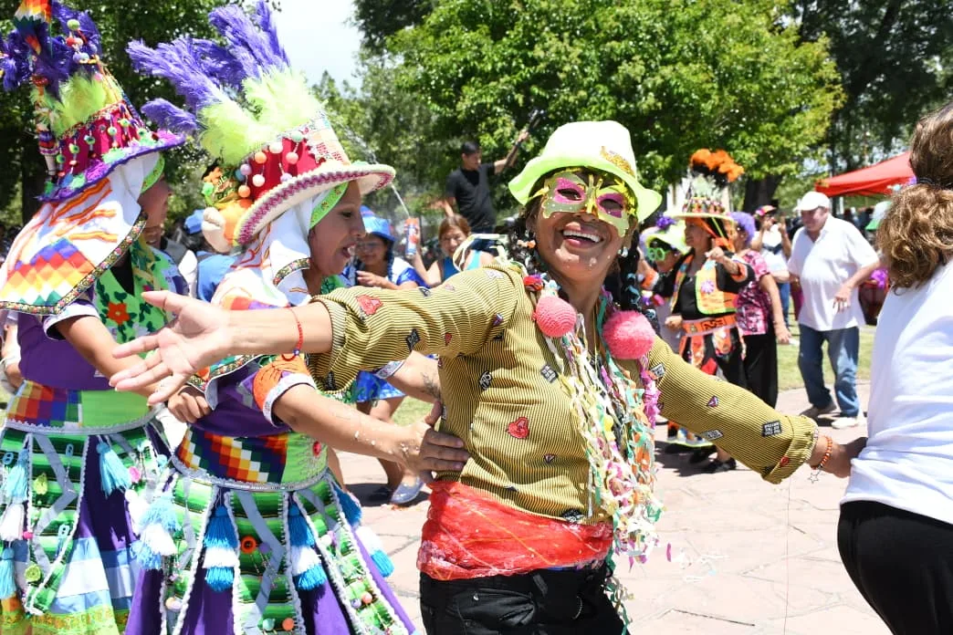 fiesta en el Xamena (10) fiesta en el Xamena (10)