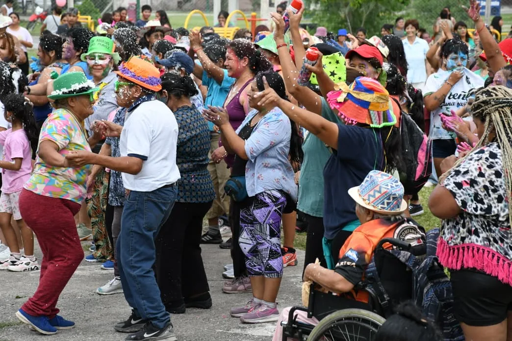 Jueves de comadres (9) Jueves de comadres (9)