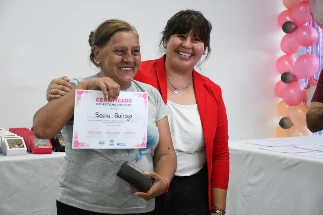 reconocimiento a mujeres (11)