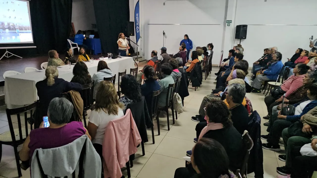 adultos mayores jornada charla (4) adultos mayores jornada charla (4)