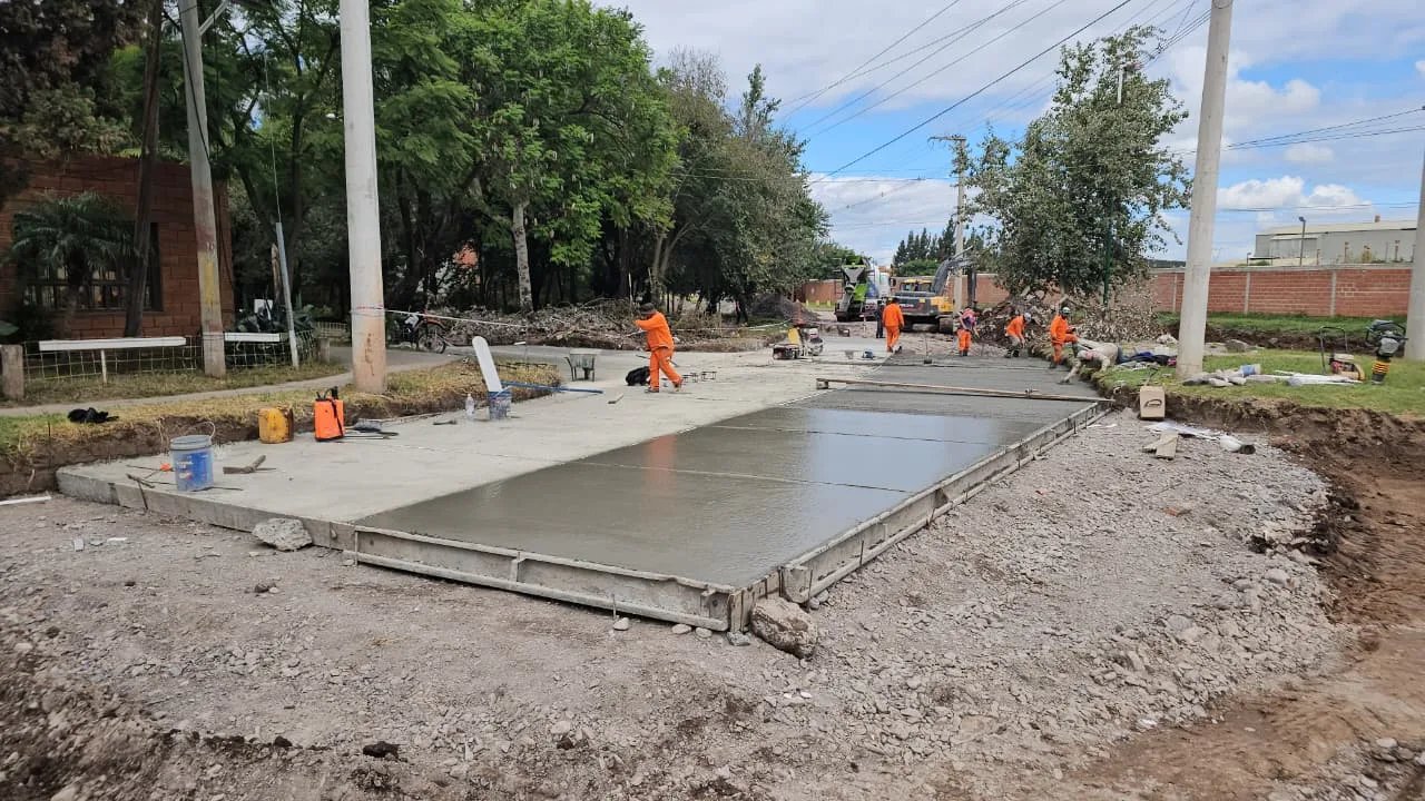 Hormigonado en Av Las Américas (6)