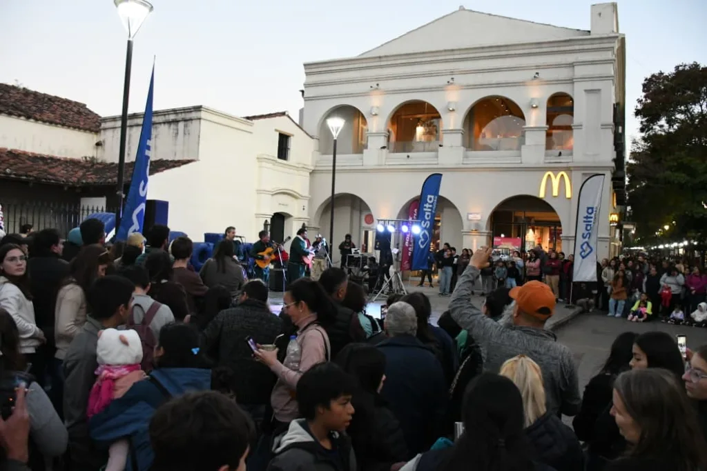 ciudad-de-las-penas-plazoleta-iv-siglos-1024x683