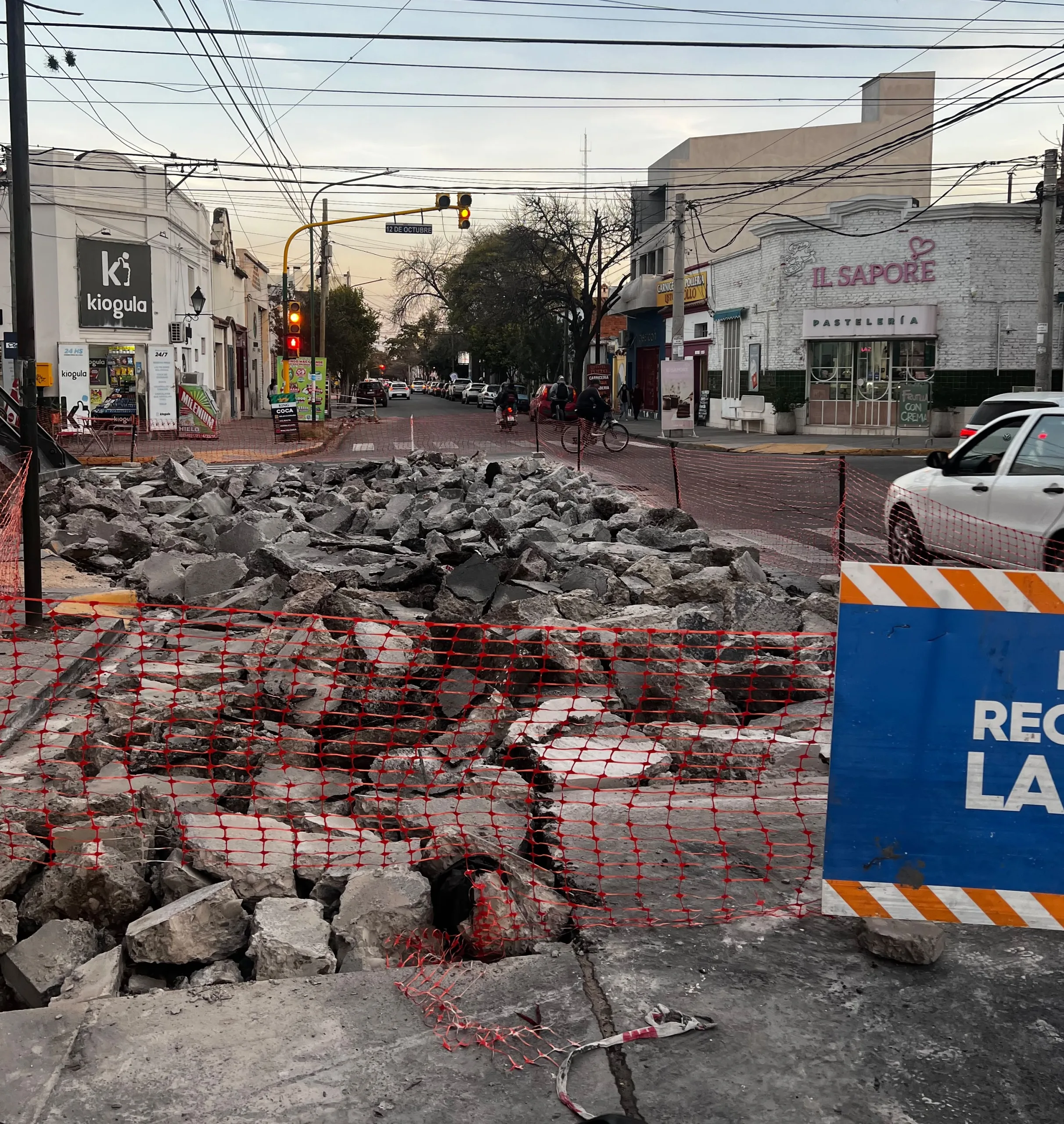 corte x obras calle 12 de Octubre BB corte x obras calle 12 de Octubre BB