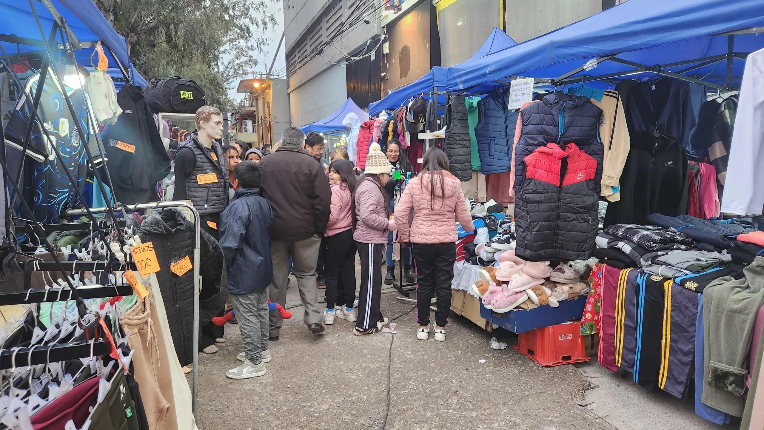 feria de invierno mercado San Miguel anexo A feria de invierno mercado San Miguel anexo A