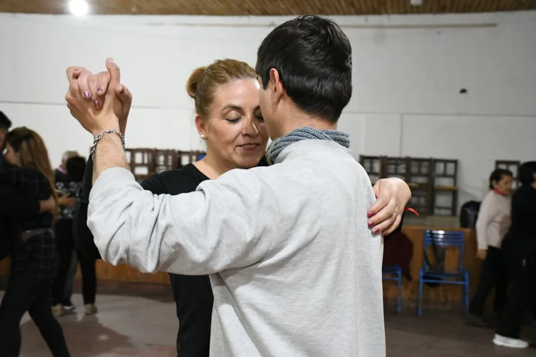 9.CLASES DE TANGO Ciudad del Milagro