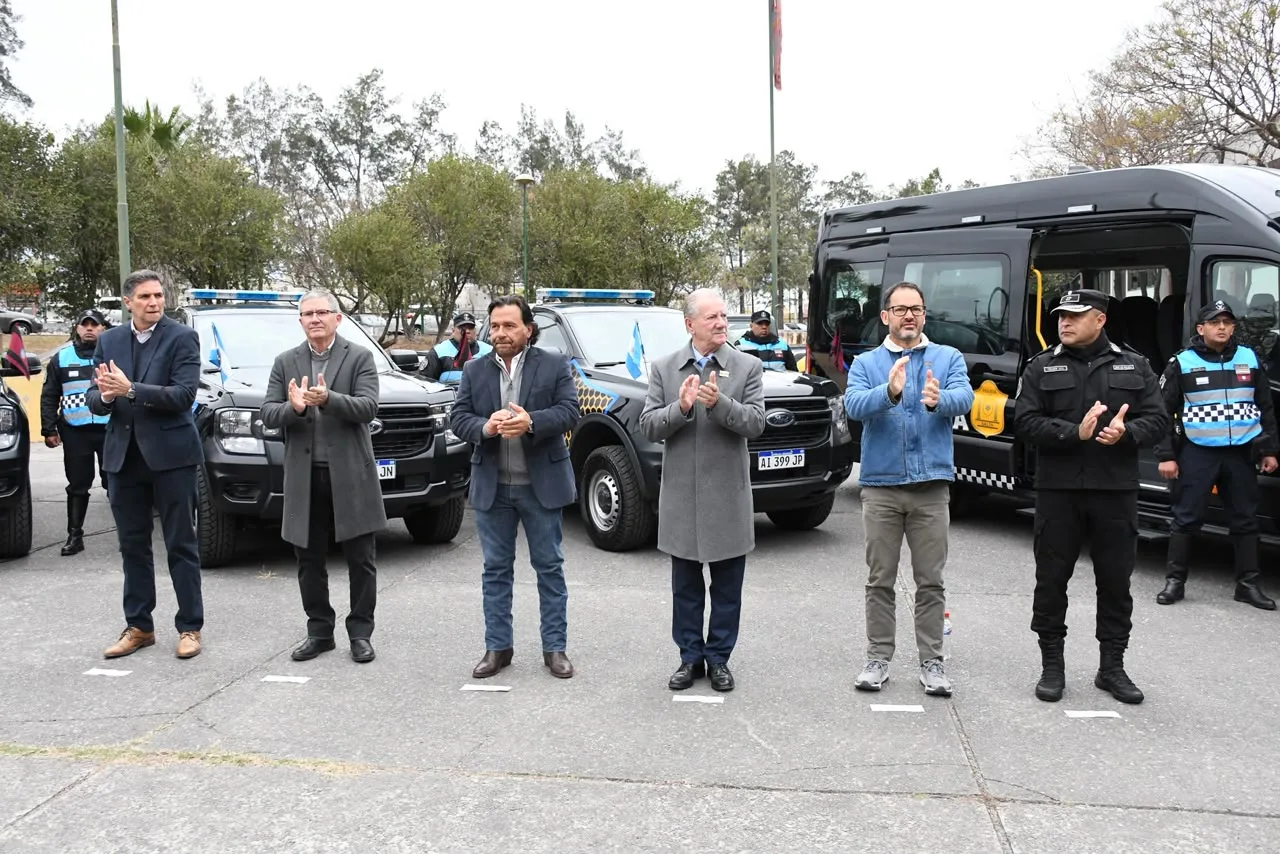 entrega de vehículos seguridad vial (4)