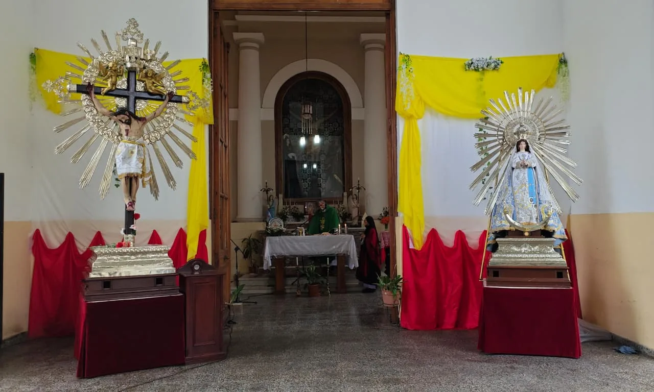 visita-de-las-imagenes-peregrinas-en-cementerio-santa-cruz-2