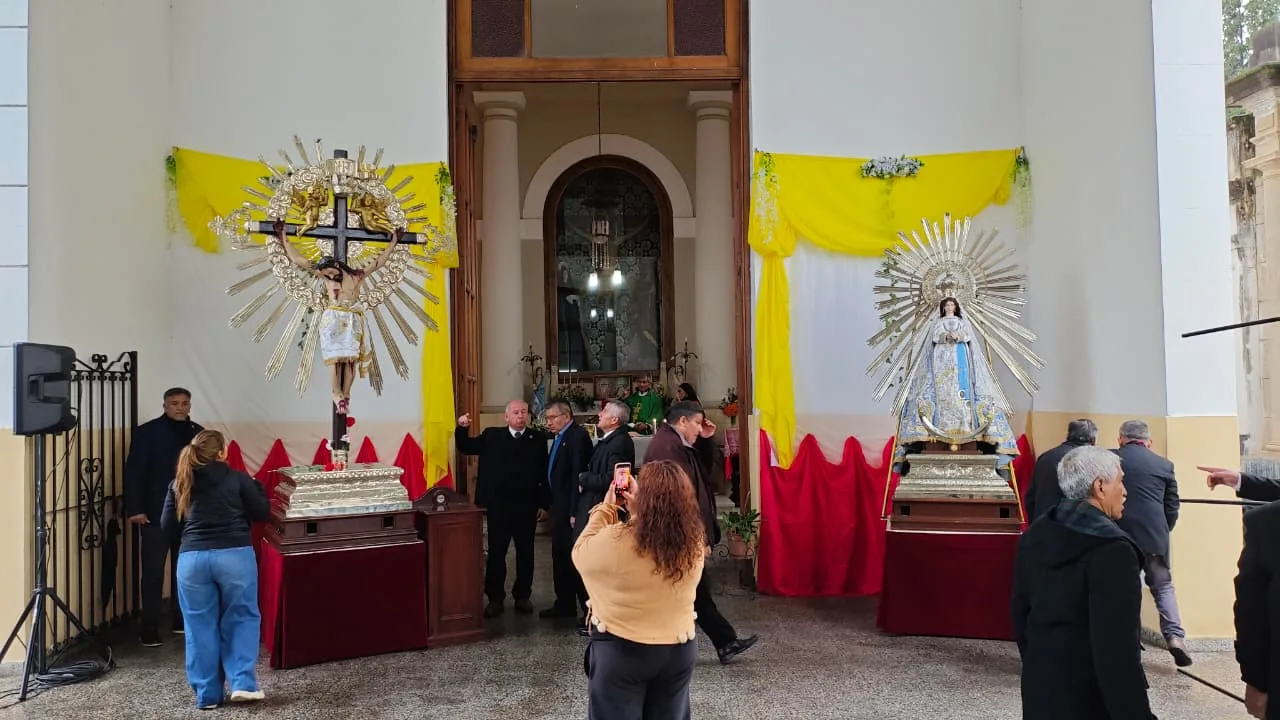 Visita de las imágenes peregrinas en cementerio santa Cruz (5)