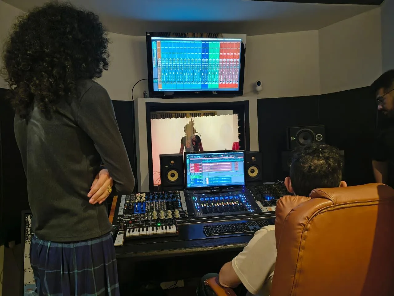 6.“Agara” cumplió el sueño de grabar su música 6.“Agara” cumplió el sueño de grabar su música
