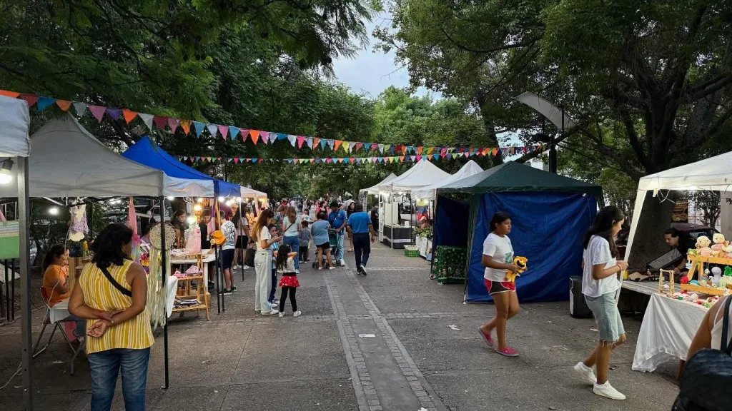 5feria-paseo-de-los-poetas-1-1024x576